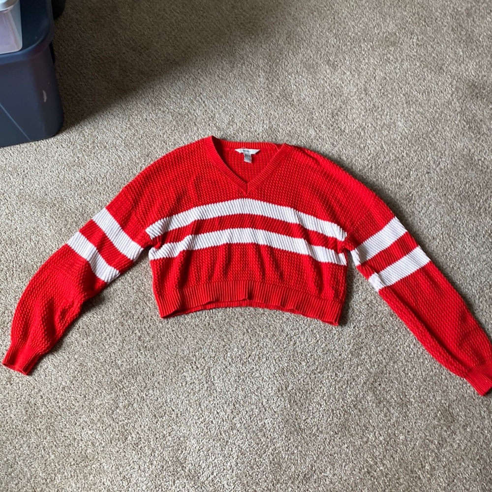 Red and white Crop sweater